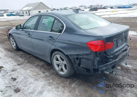 2015 BMW 328I xDrive z USA, uszkodzony, nr VIN WBA3B3G54FNR86328